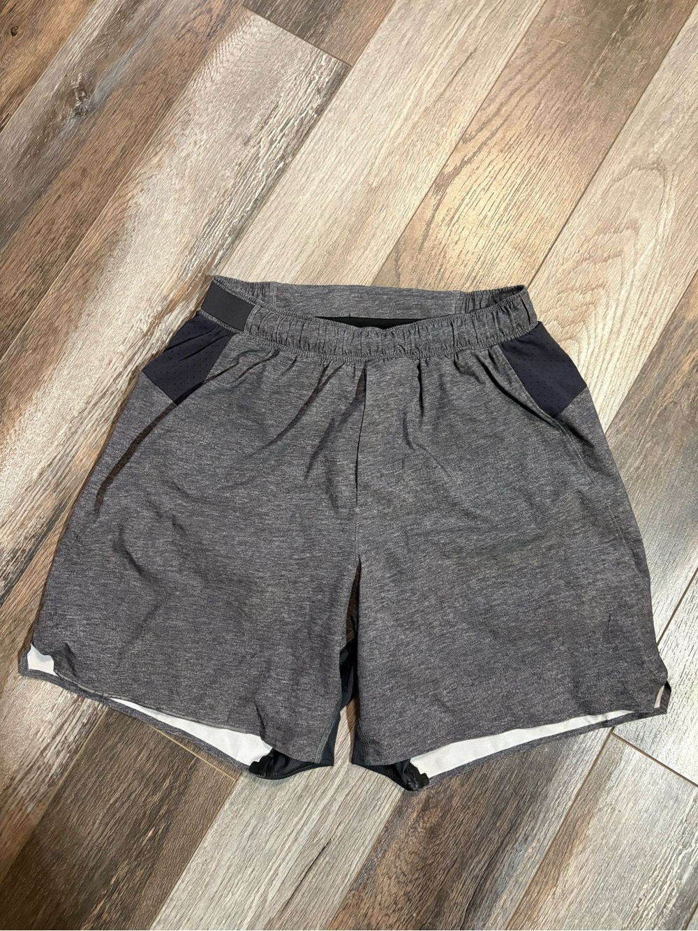 Lululemon Men’s Surge Short *6" Updated Size XS